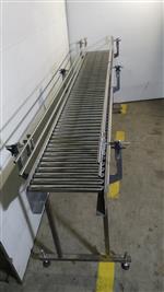 Ленточный конвейер и неприводной рольганг Ленточный конвейер и неприводной рольганг