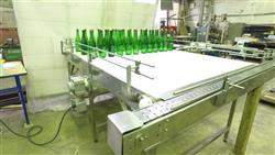 Прямоугольный накопительный стол подачи пустых бутылок Прямоугольный накопительный стол подачи пустых бутылок